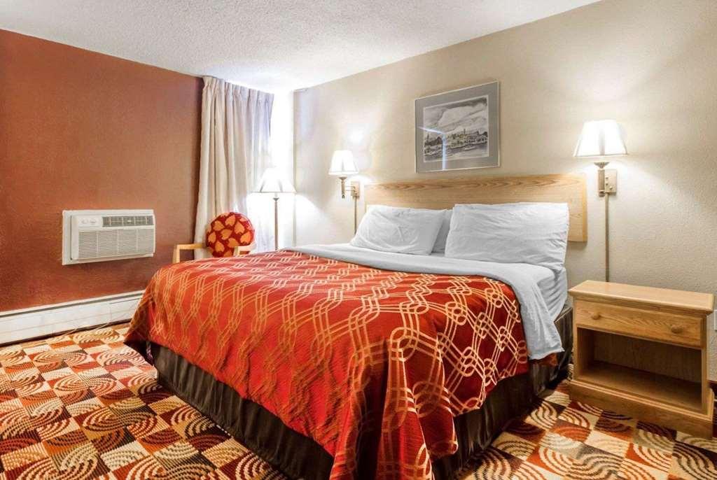 Wingate By Wyndham Sheboygan Hotel Instalações foto