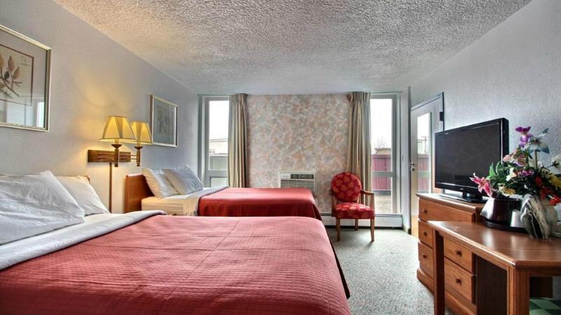 Wingate By Wyndham Sheboygan Hotel Exterior foto